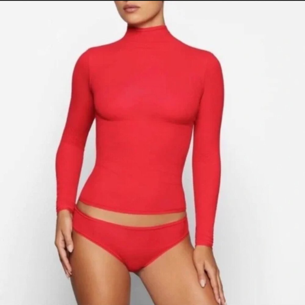 SKIMS red fits everybody cotton jersey turtleneck top Size Medium